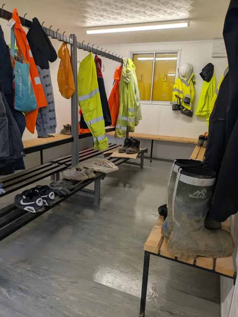 Site drying room and welfare cabin after cleaning at a construction project
